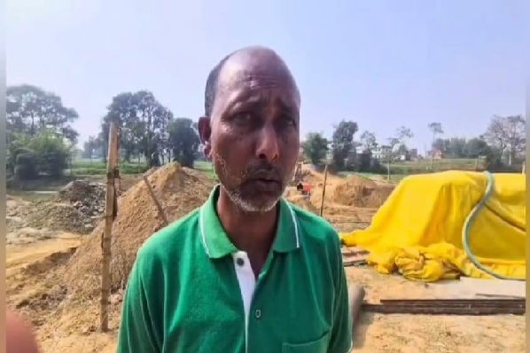 चतरा :   TPC के नाम पर निर्माण स्थलों पर फायरिंग व मारपीट, काम ठप