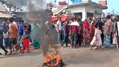 साहेबगंज: जमीन विवाद में युवक की पीट-पीटकर हत्या, आक्रोशितों ने मुख्य सड़क किया जाम