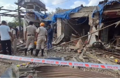 दादरा और नगर हवेली के गैस गोदाम में जोरदार विस्फोट, 4 की मौत, कई घायल