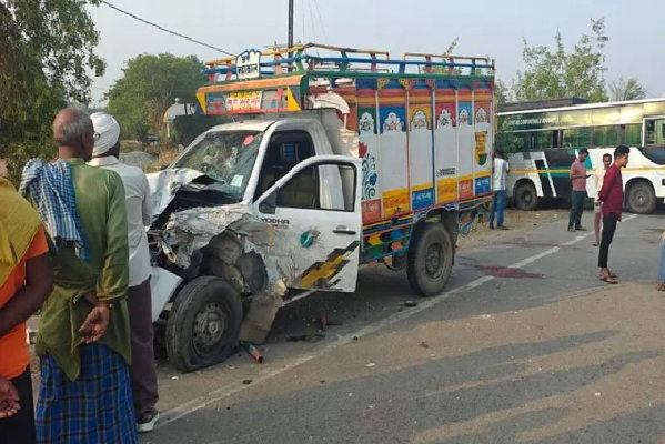 Bihar News :  रोहतास में भीषण सड़क हादसा, तिलक चढ़ाकर लौट कर रहे 5 लोगों की मौत