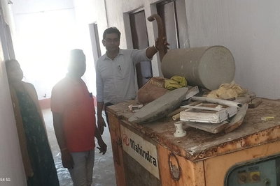 Bokaro News: डीपीआरओ ने पंचायत सचिवालयों का किया औचक निरीक्षण, मिली गड़बड़ी