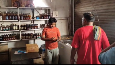 Bokaro News:  CCTV तोड़ गल्ला व शराब की पेटियों पर हाथ साफ