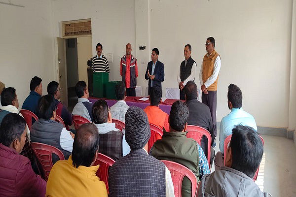 नगर निकाय चुनाव: 2009 मतदान कर्मियों को दी गई ट्रेनिंग, चुनाव प्रक्रिया में होंगे शामिल