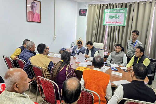 धनबाद नगर निगम चुनाव: 3 महापौर प्रत्याशियों के नामांकन रद्द, मैदान में 30 उम्मीदवार