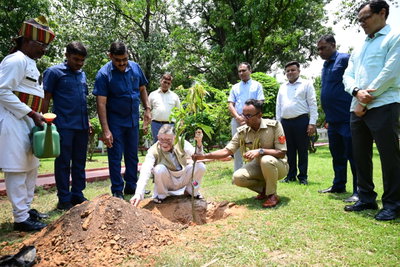 World Environment Day : राज्यपाल ने कहा- पर्यावरण संरक्षण को जन-आंदोलन का स्वरूप देने की जरुरत