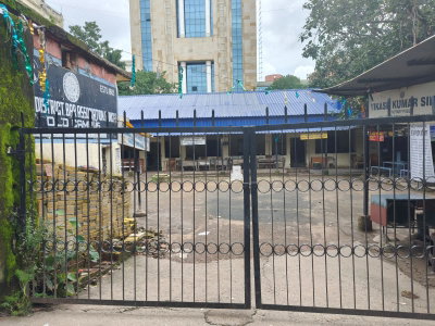Ranchi News :  पुरानी कचहरी में दूसरे दिन भी लटका है ताला, एफिडेविट-नोटरी समेत कई जरूरी काम ठप