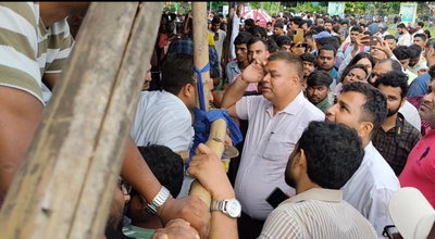 मुख्यमंत्री का वार्ता संदेश लेकर धरनास्थल पहुंचे SDO-ADM, JPSC-JSSC अभ्यर्थियों ने CM हाउस जाने से किया इनकार