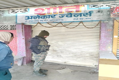 रामगढ़ :  चोरों ने ज्वेलरी शॉप को बनाया निशाना, सतर्कता से कोशिश नाकाम