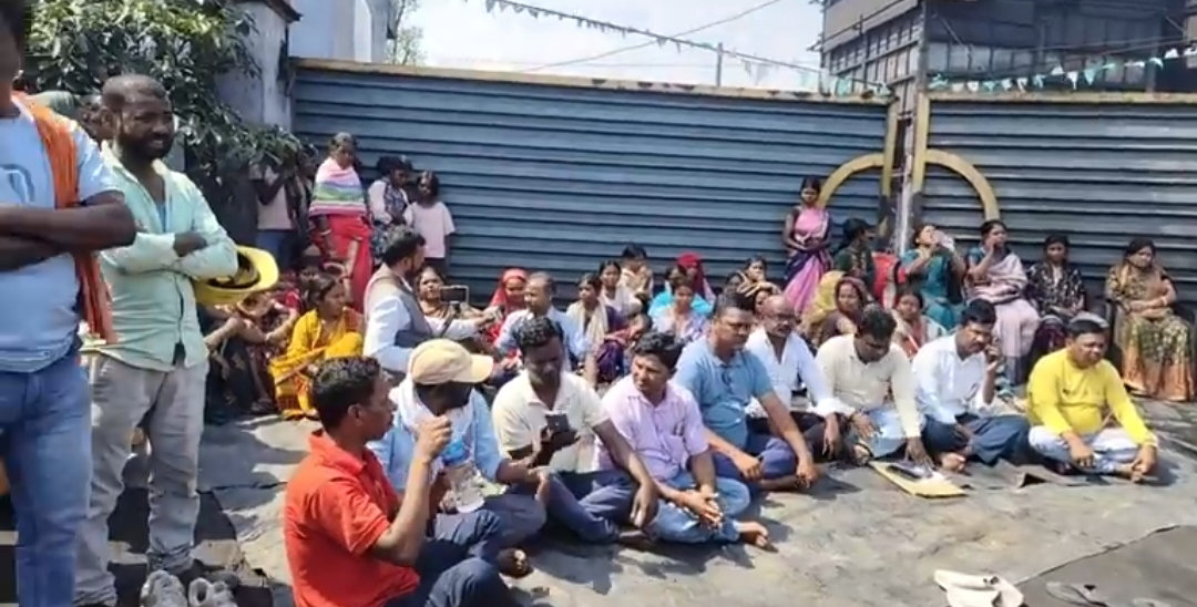 रामगढ़ : झारखंड इस्पात प्लांट में फर्नेस फटने से 9 मजदूर झुलसे, 7 रांची रेफर, आक्रोशित धरने पर बैठे