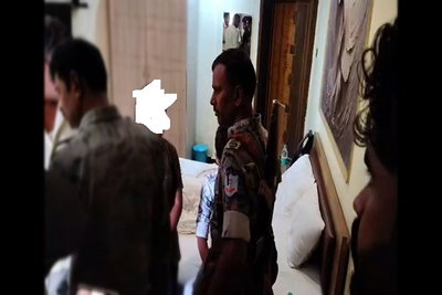 गढ़वा :  होटल में जिम की आड़ पर चल रहा था देह व्यापार का धंधा, कई हिसारत में