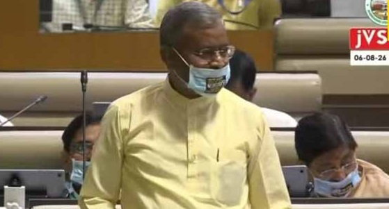 झारखंड विस :  सदन में मास्क पहनकर आए भाजपा विधायक, सत्ता पक्ष ने ली चुटकी