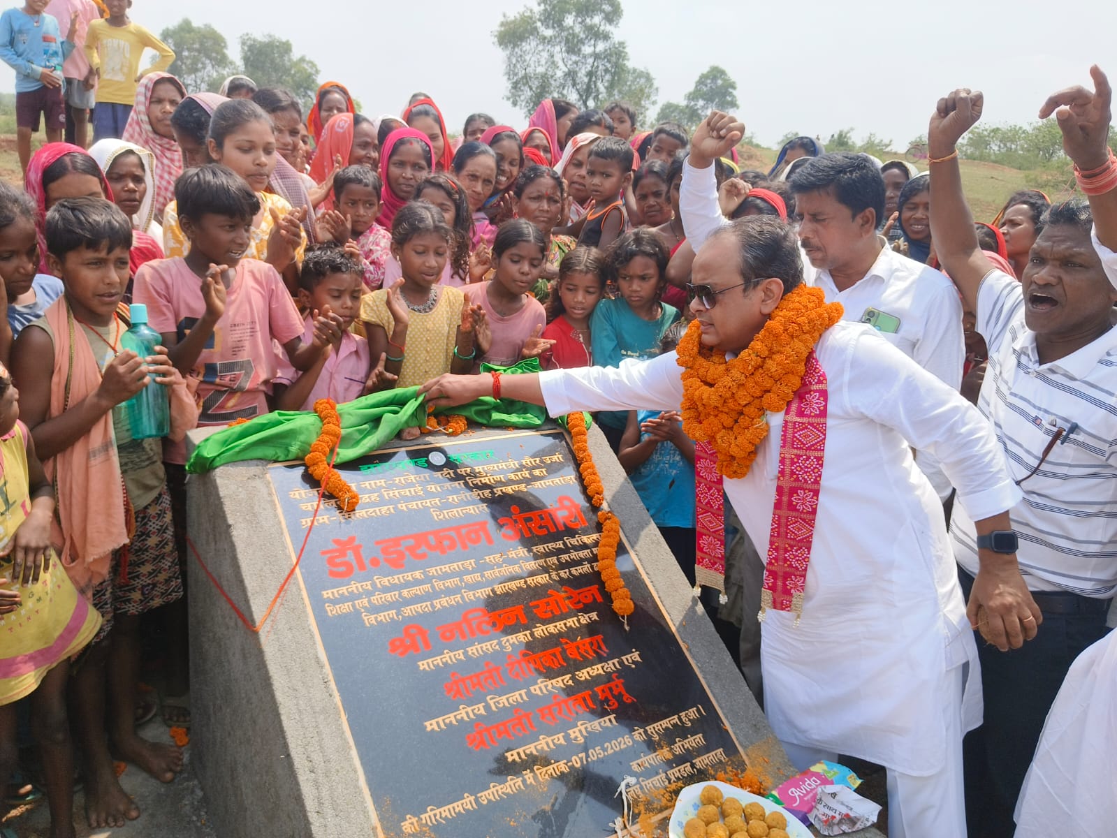 Jamtara News :  मंत्री इरफान ने कहा-अस्पतालों में लापरवाही बर्दाश्त नहीं, अब सिविल सर्जन भी होंगे निलंबित