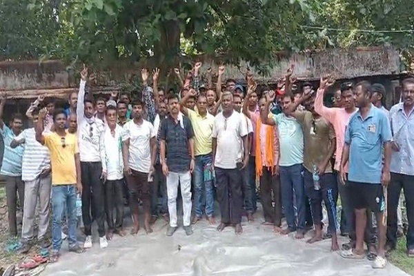 Jamshedpur News:  सूरदा माइंस के 950 मजदूरों ने खोला मोर्चा,  सुविधाओं की मांग पर आंदोलन की तैयारी