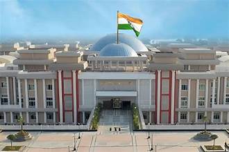 Court News : वकीलों को स्वास्थ्य बीमा की सुविधा दिलाने से संबंधित PIL झारखंड HC से निष्पादित