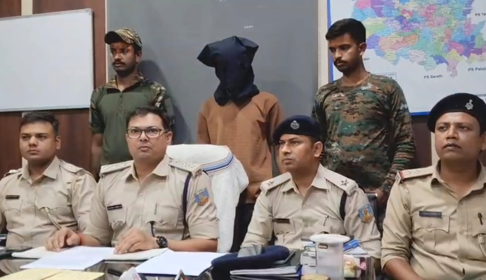 Deoghar News :  12.2 ग्राम ब्राउन शुगर के साथ एक युवक गिरफ्तार