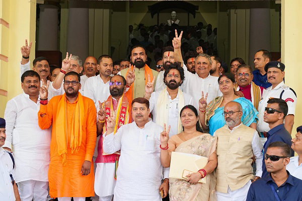 बिहार MLC चुनाव को लेकर NDA का शक्ति प्रदर्शन, प्रत्याशियों ने दाखिल किया नामांकन