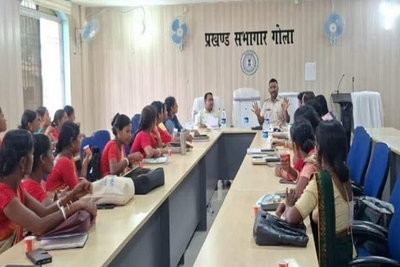 Ramgarh News: गोला प्रखंड में सलाहकार समिति की बैठक, जीआरसी मामलों की हुई समीक्षा