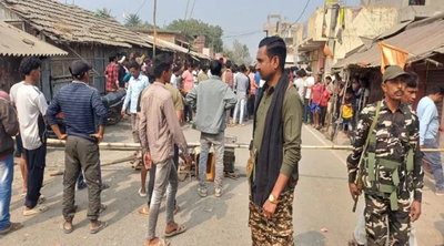 राजमहल: मामूली विवाद में टोटो चालक की मौत, आरोपियों के गिरफ्तारी की मांग, सड़क जाम