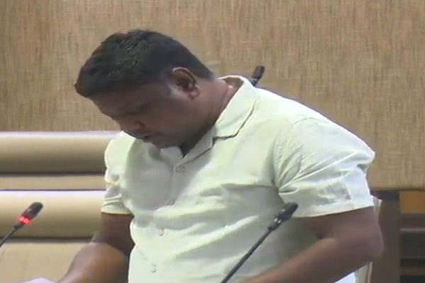 झारखंड विस :  सदन में पोटका में बारिश से प्रभावित परिवारों को मुआवजा नहीं मिलने का मुद्दा उठा