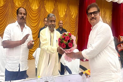 Hazaribagh News: बीजेपी की एसआईआर कार्यशाला में नए वोटर जोड़ने पर जोर