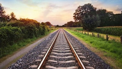 Palamu News :  ट्रेन की चपेट में आने से युवक की मौत, आत्महत्या की आशंका