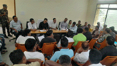 Latehar News: अतिक्रमण मुक्‍त व स्‍वच्‍छता अभियान को लेकर SDM ने की बैठक