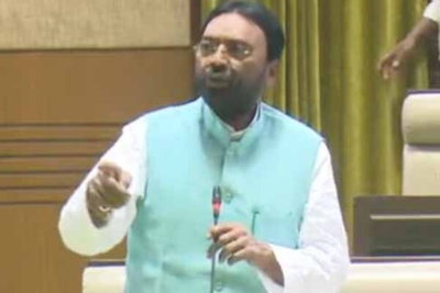 सदन में सुरेश पासवान ने रोजगार व विकास के मुद्दे पर विपक्ष को घेरा, सरकार का किया बचाव