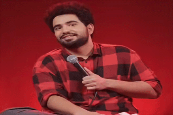 कॉमेडी, कंट्रोवर्सी व तंज का तड़का, समय रैना का `स्टिल अलाइव` इंटरनेट पर छाया