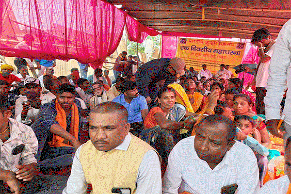 Ranchi News : कुम्हार महासंघ ने एससी दर्जे की मांग को लेकर दिया धरना