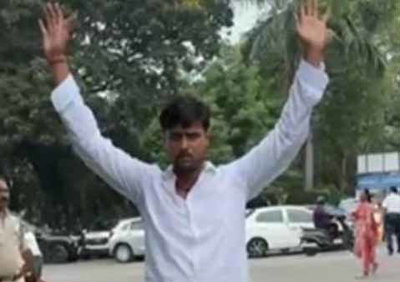 BREAKING: हिमांशु सिंह हत्याकांड में नामजद आरोपी राहुल दुबे ने किया सरेंडर