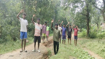 Jamtara News : पत्थर खदानों की ब्लास्टिंग के शोर में दब गई पिपलाटांड़ के आदिवासियों की आवाज!