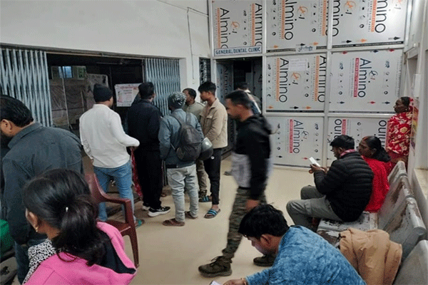 रामगढ़ : बाइक की टक्कर में दो लोग घायल, एक रिम्स रेफर