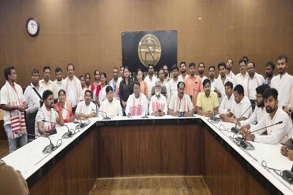 Ranchi : परिसीमन, सरना धर्म कोड व पांचवीं अनुसूची को लेकर आदिवासी संगठनों ने जताई चिंता