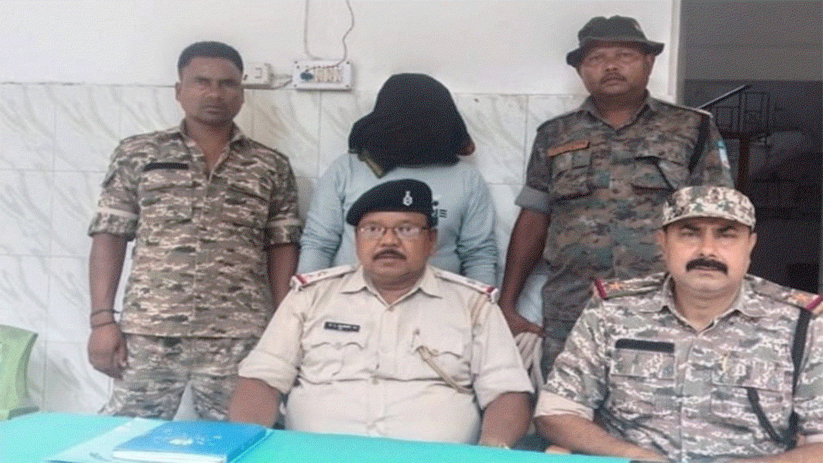 Seraikela News: बुजुर्ग सेवानिवृत्त स्वास्थ्यकर्मी हत्याकांड का 36 घंटे में खुलासा, पोता ही निकला हत्यारा, गिरफ्तार