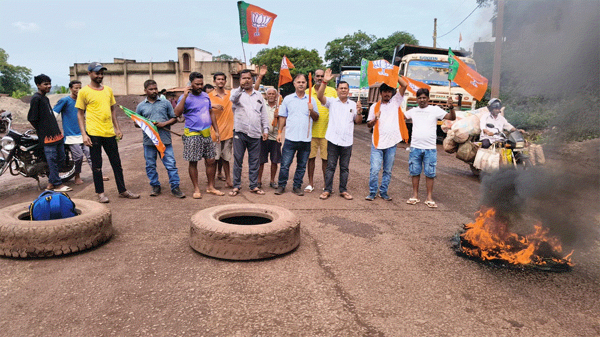 चाईबासा में भाजपा के झारखंड बंद का  रहा मिला-जुला असर