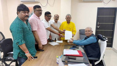 झारखंड कांग्रेस ने चुनाव आयोग से मतदाता सूची पुनरीक्षण की अवधि 1 माह बढ़ाने की मांग की