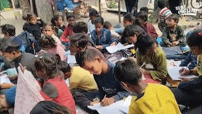 Ranchi News : स्कूल से बाहर बच्चों को दोबारा शिक्षा से जोड़ने में जुटा JEPC व चाइल्डफंड इंडिया