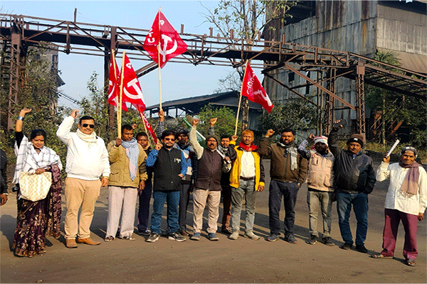 झारखंड में आम हड़ताल का व्यापक असर, मजदूरों ने लेबर कोड के खिलाफ बुलंद की आवाज