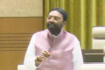 सदन में सुरेश पासवान ने की सरकार की योजनाओं की सराहना, विपक्ष पर कसा तंज