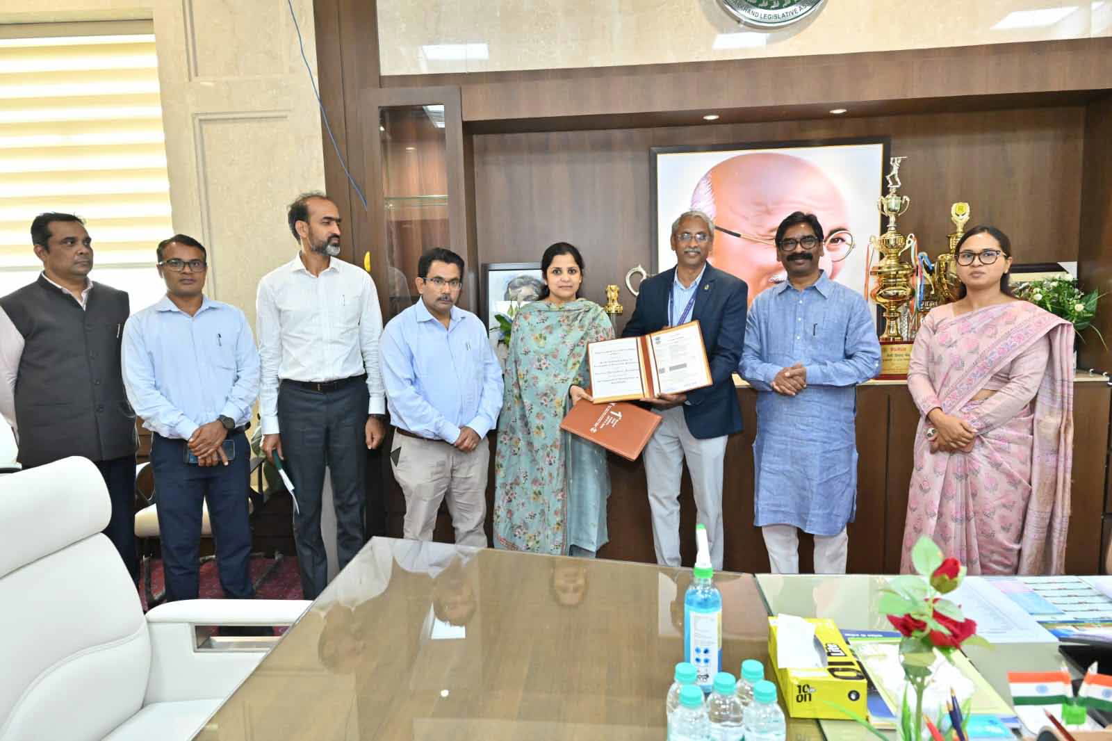 किसानों की आय बढ़ाने की दिशा में पहल, झारखंड सरकार व IIHR के बीच एमओयू