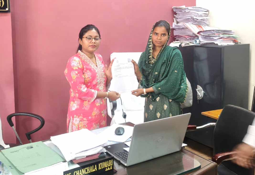 Ranchi News : डीसी की जनता दरबार में सैकड़ों मामलों का ऑन-द-स्पॉट निपटारा