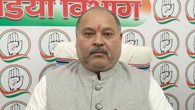 कालीघाट मंदिर में मछली अर्पित करने की परंपरा पर कांग्रेस का रुख, बोले- पुरानी परंपराओं का सम्मान हो