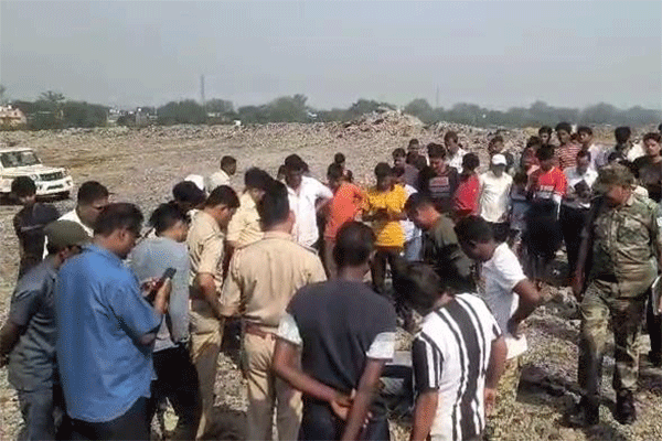 धनबाद : डिगवाडीह आउटसोर्सिंग डंप में मिला शव, हत्या की आशंका