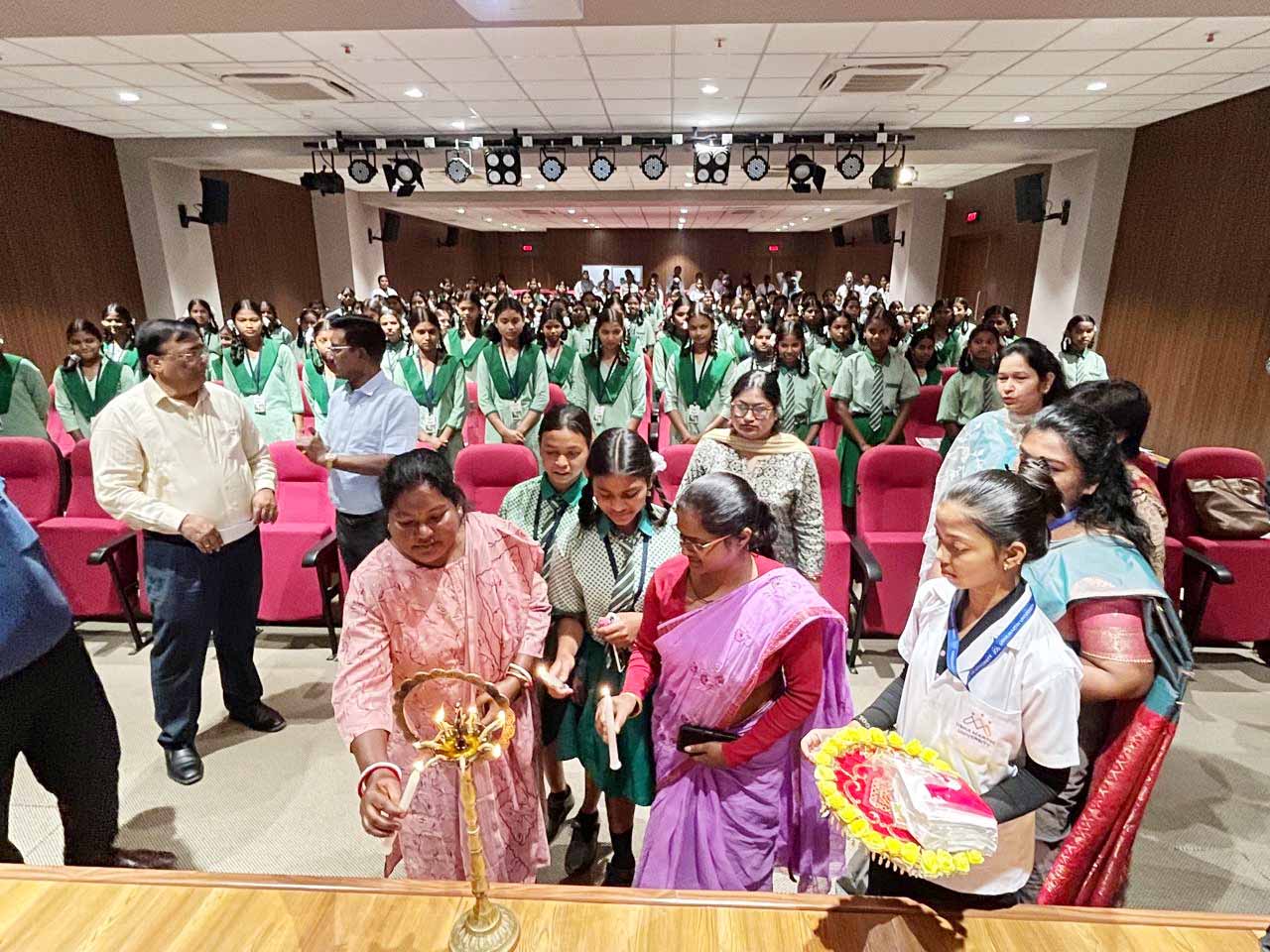 रांची : उषा मार्टिन विवि में मासिक धर्म स्वास्थ्य व स्वच्छता पर जागरूकता कार्यक्रम