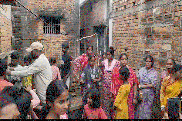 Pakur News:  नशे में बेटे ने हसुआ से की पिता की हत्या