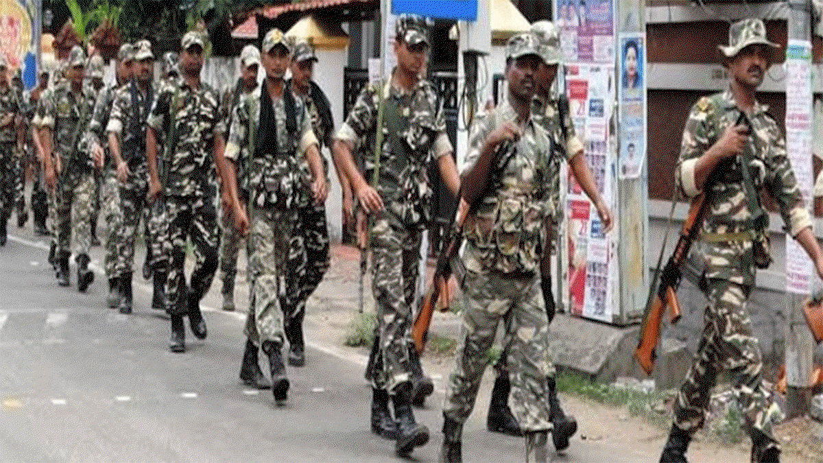 Deployment of paramilitary for