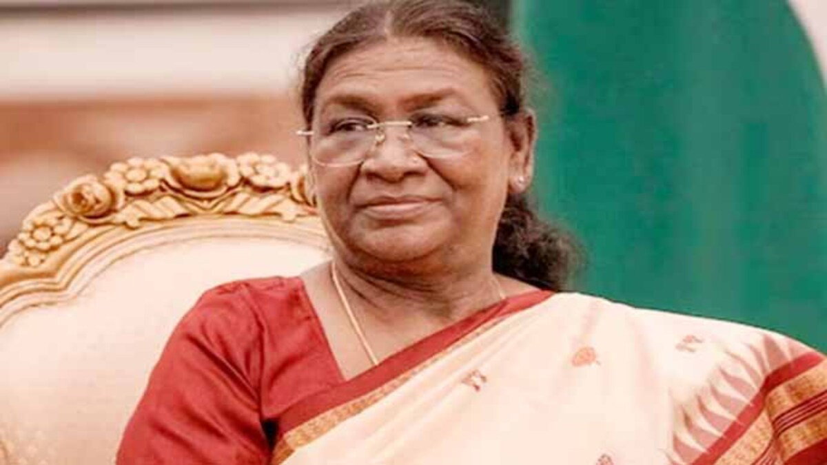 Bihar News : राष्ट्रपति ने बिहार के तीन कलाकारों को किया सम्मानित