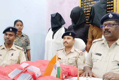 सिमडेगा: 28 किलो गांजा के साथ 3 गिरफ्तार, ओडिशा से लोहरदगा जा रहे थे तस्कर