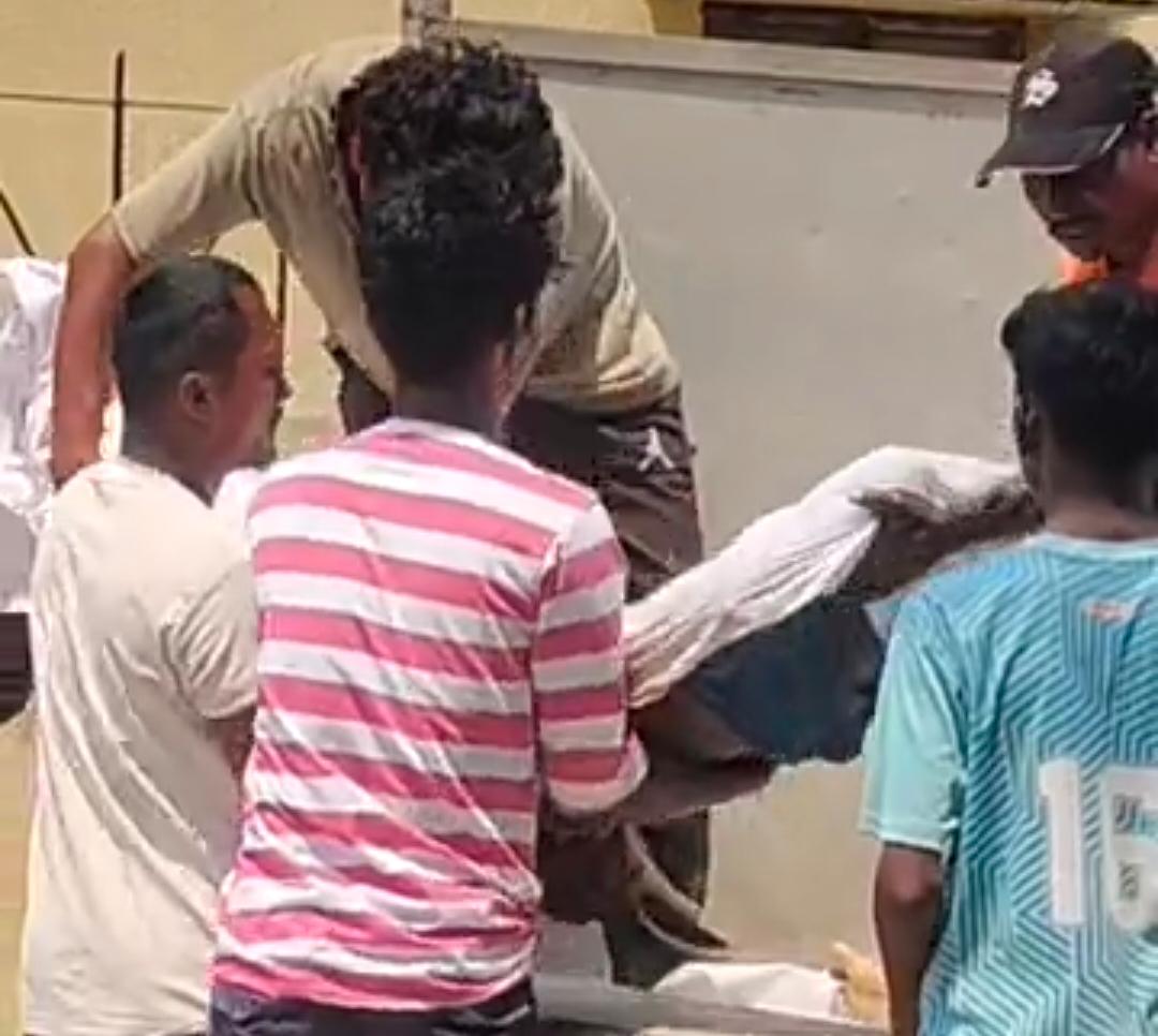 पश्चिमी सिंहभूम : तालाब में गिरा अनियंत्रित ट्रैक्टर, नाबालिग समेत दो की मौत