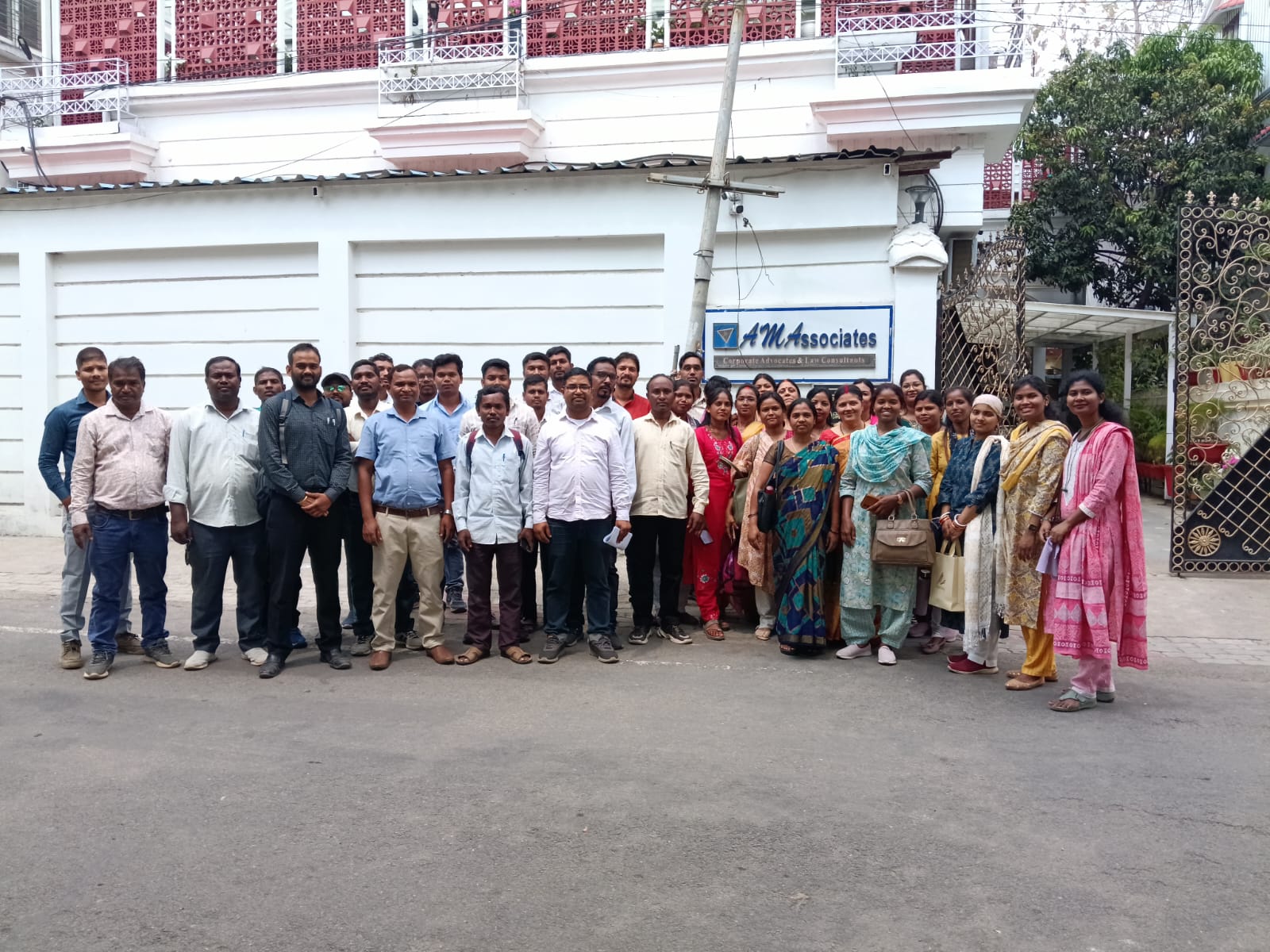 अंशकालीन शिक्षक केस: HC में  सरकार के खिलाफ अवमानना याचिका दायर